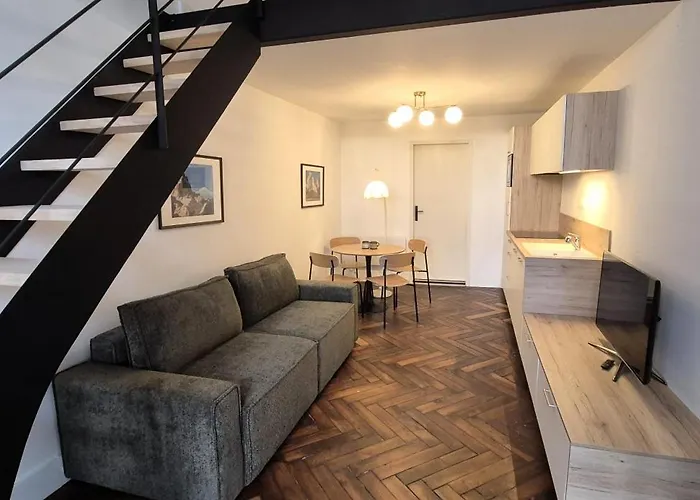 Apartman Pixel Art - Boulevard Des Pyrenees - Unique