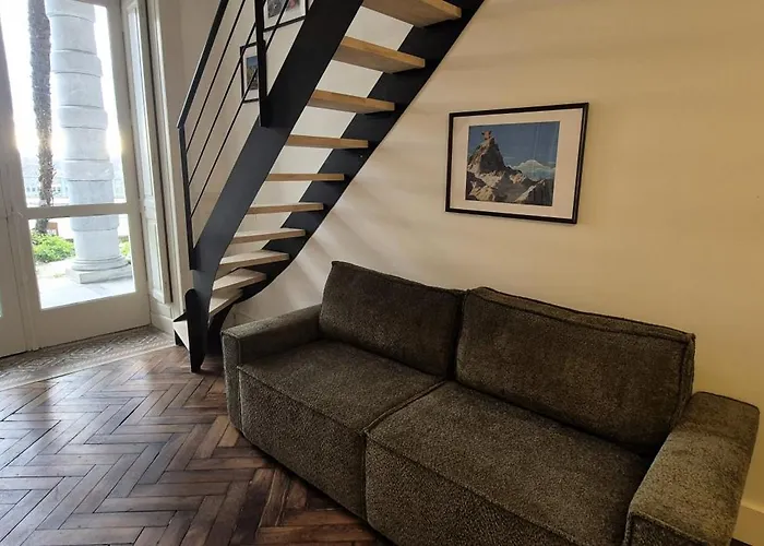 Apartman Pixel Art - Boulevard Des Pyrenees - Unique